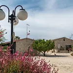 Chiaramonte *